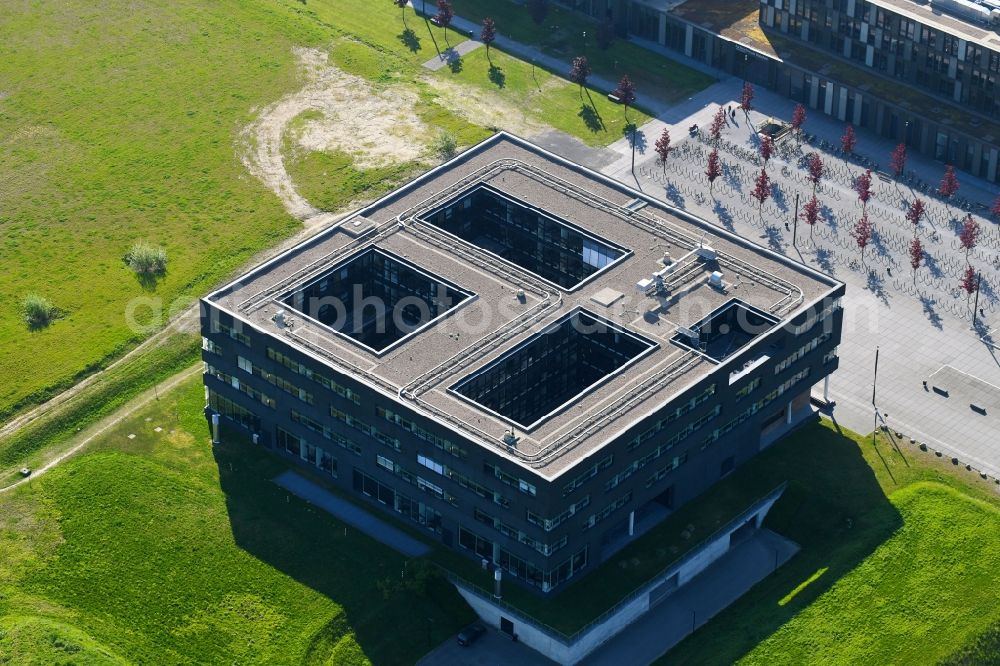 Aerial image Bielefeld - View at the new building of the college and the research building interactive systems at the North Campus of the University of Bielefeld in Bielefeld in the federal state North Rhine-Westphalia. Builder is thr BLB.NRW Bau- und Liegenschaftsbetrieb Nordrhein-Westfalen, responsible for the overall planning is the the Carpus + Partner AG