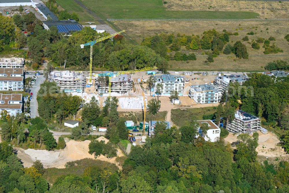 Garz from above - New construction of multi-family residential buildings used as holiday apartments Im Kiefernhain in Zirchow on the island of Usedom in the state Mecklenburg-West Pomerania, Germany
