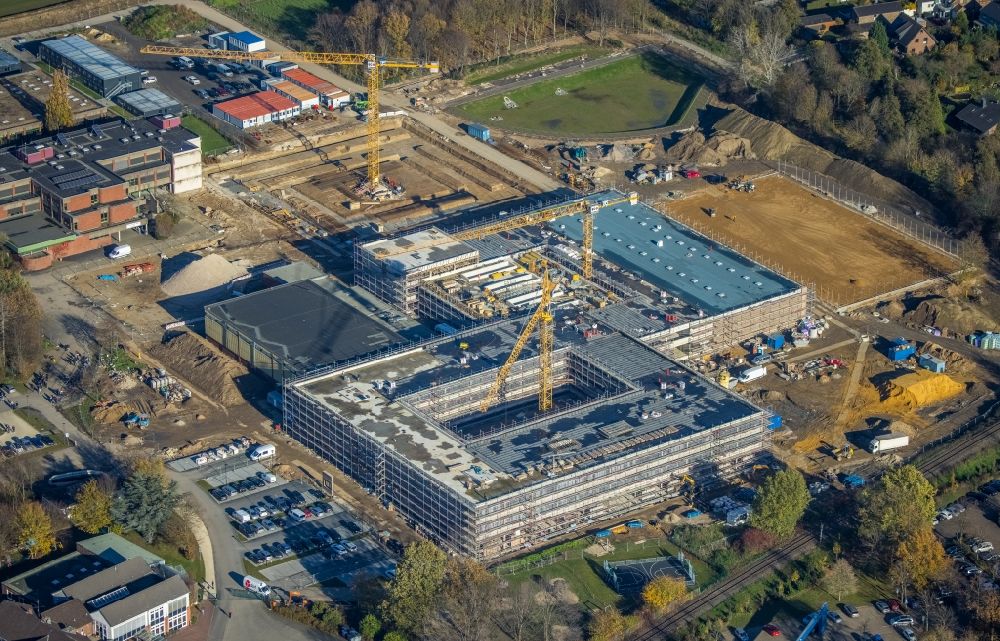 Aerial image Moers - New construction site of the building complex of the vocational school Berufskolleg fuer Technik Moers (BKTM) on Repelener Strasse in Moers in the state North Rhine-Westphalia, Germany