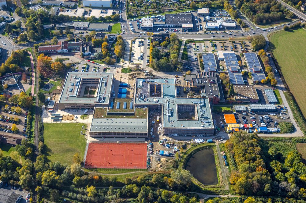 Aerial photograph Moers - New construction site of the building complex of the vocational school Berufskolleg fuer Technik Moers (BKTM) on Repelener Strasse in Moers in the state North Rhine-Westphalia, Germany