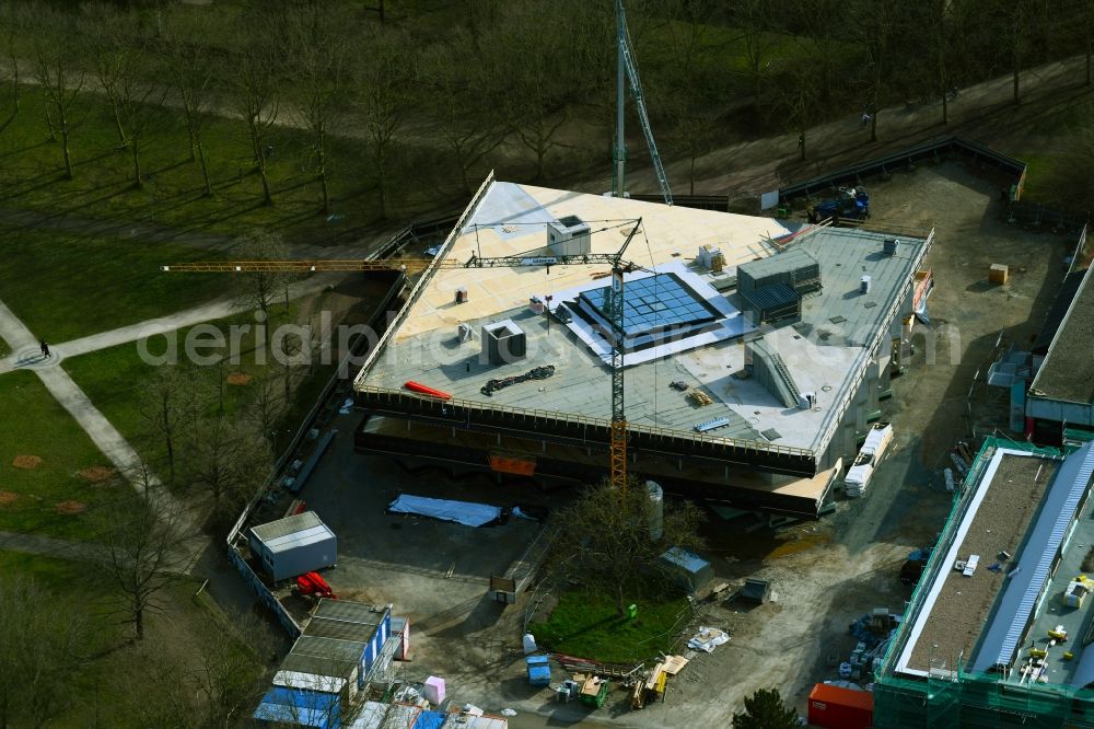 Aerial image Darmstadt - Construction site for the new building complex for the cafeteria and media center at the vocational school center north in Darmstadt in the state Hesse, Germany