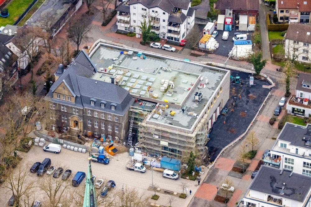 Aerial photograph Holzwickede - Construction site of Town Hall building of the city administration as a building extension Am Markt - Poststrasse in the district Brackel in Holzwickede in the state North Rhine-Westphalia, Germany