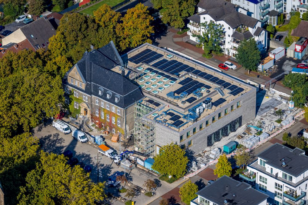 Aerial image Holzwickede - Construction site of Town Hall building of the city administration as a building extension Am Markt - Poststrasse in the district Brackel in Holzwickede in the state North Rhine-Westphalia, Germany