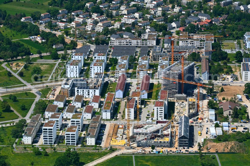 Mannheim from above - Construction site for the new construction of the residential high-rise building Wohnhochhaus Hochpunkt H on street George-Washington-Strasse in the district Kaefertal in Mannheim in the state Baden-Wuerttemberg, Germany