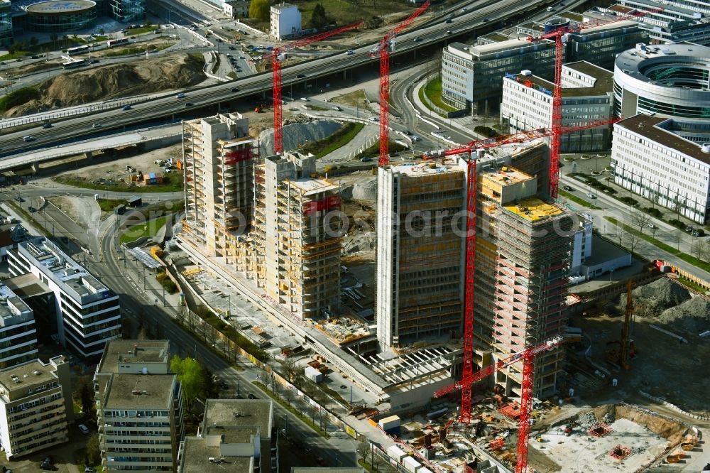 Aerial photograph Offenbach am Main - Construction site for new high-rise building complex Stadtquartier Vitopia Kampus Kaiserlei in Offenbach am Main in the state Hesse, Germany
