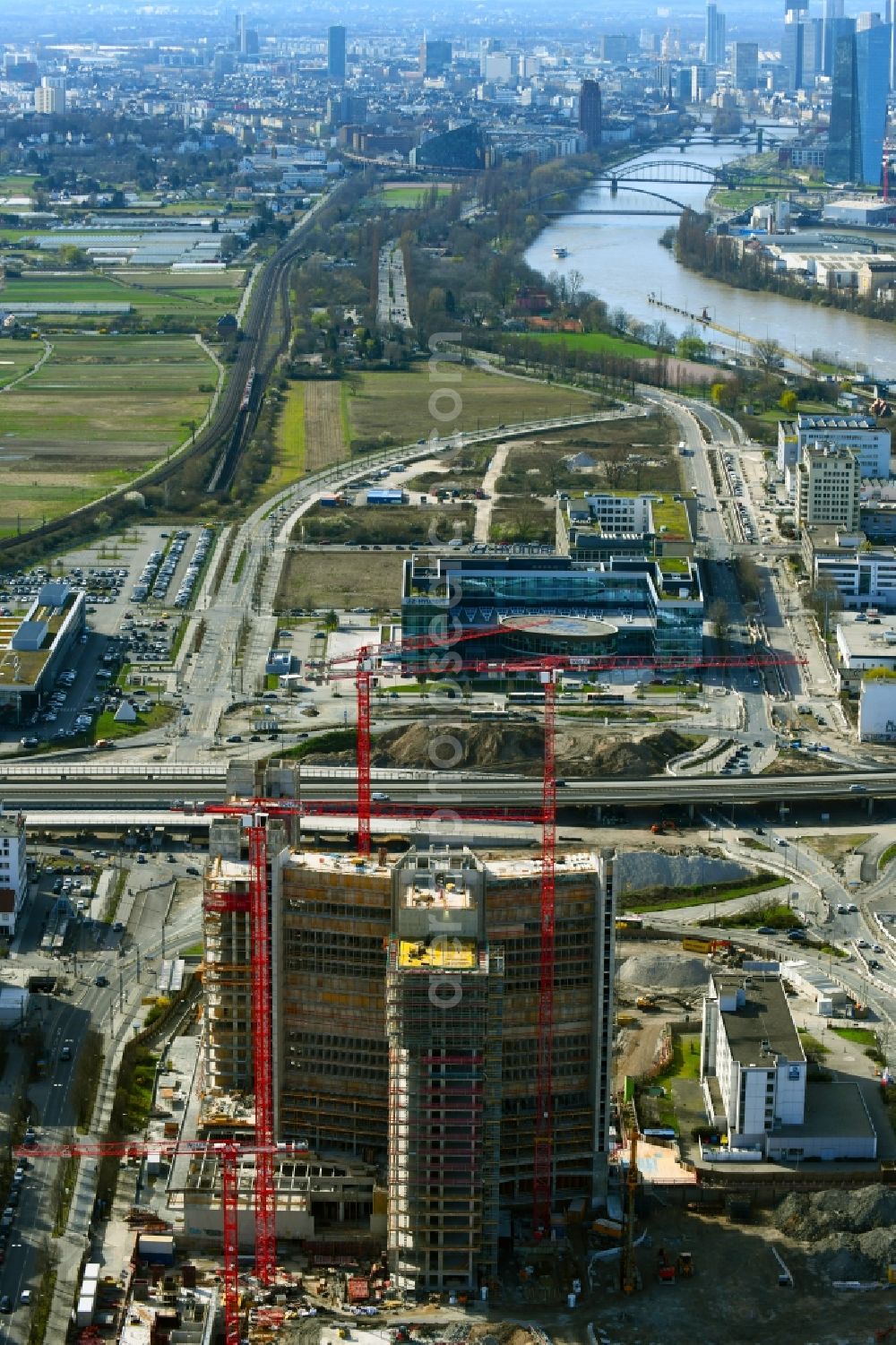 Aerial image Offenbach am Main - Construction site for new high-rise building complex Stadtquartier Vitopia Kampus Kaiserlei in Offenbach am Main in the state Hesse, Germany