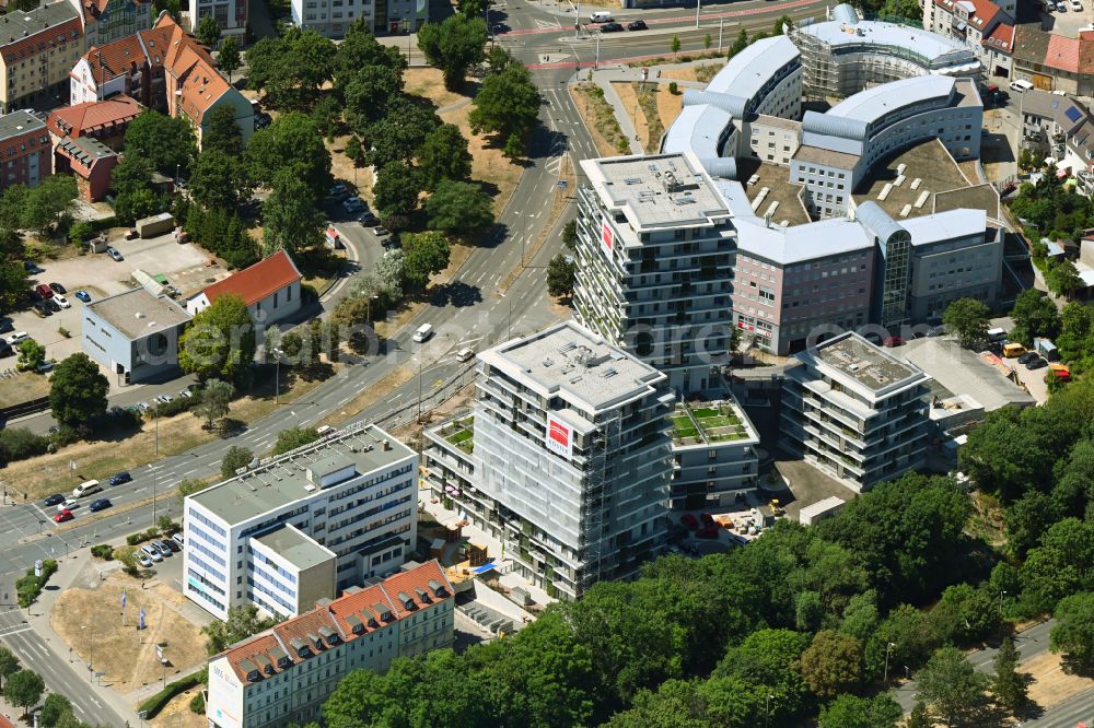 Erfurt from above - Construction site for the new high-rise complex Wir Quartier with two residential towers and a six-class city villa on Juri-Gagarin-Ring in the Old Town district in Erfurt in the state of Thuringia, Germany
