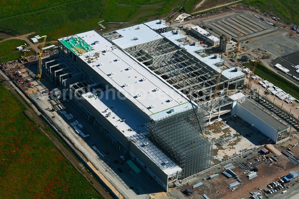 Aerial image Magdeburg - Construction site and assembly work for the construction of a high-bay warehouse building complex and logistics center on the premises on Burger Strasse in the district Gewerbegebiet Nord in Magdeburg in the state Saxony-Anhalt, Germany
