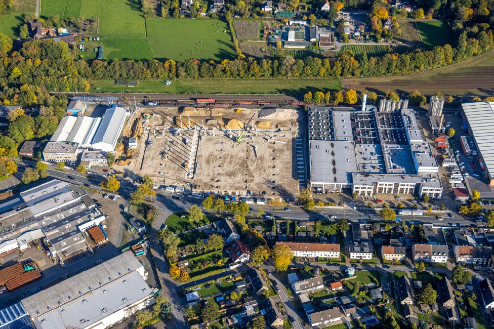 Aerial image Gladbeck - Construction site and assembly work for the construction of a high-bay warehouse building complex and logistics center on the premises on street Beisenstrasse in the district Gelsenkirchen-Nord in Gladbeck at Ruhrgebiet in the state North Rhine-Westphalia, Germany