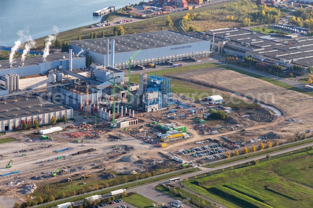 Aerial image Wörth am Rhein - Construction of the new gas- hydrogen-power plant at paer mill Papierfabrik Palm GmbH & Co. KG in the district Industriegebiet Woerth-Oberwald in Woerth am Rhein in the state Rhineland-Palatinate