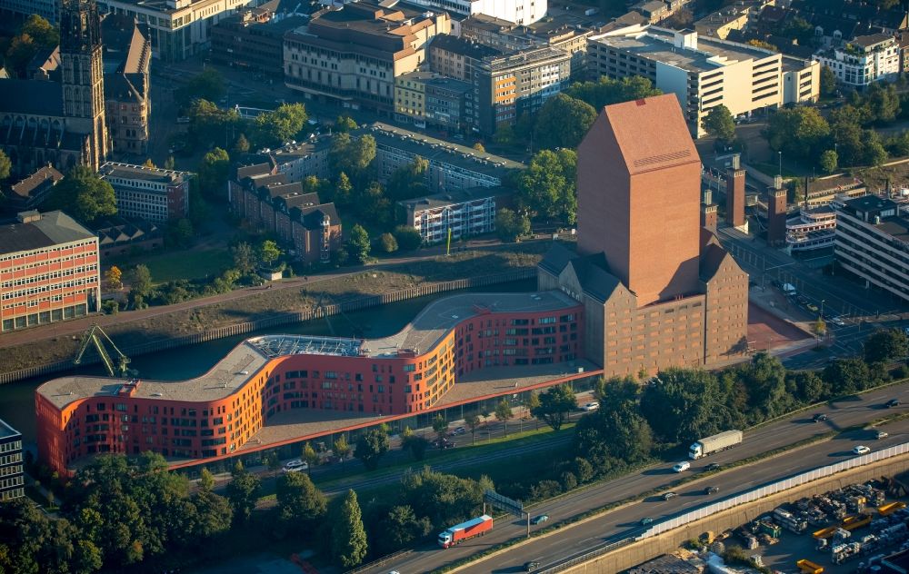 Aerial image Duisburg - New NRW State Archive on Schwanentor in Duisburg in North Rhine-Westphalia