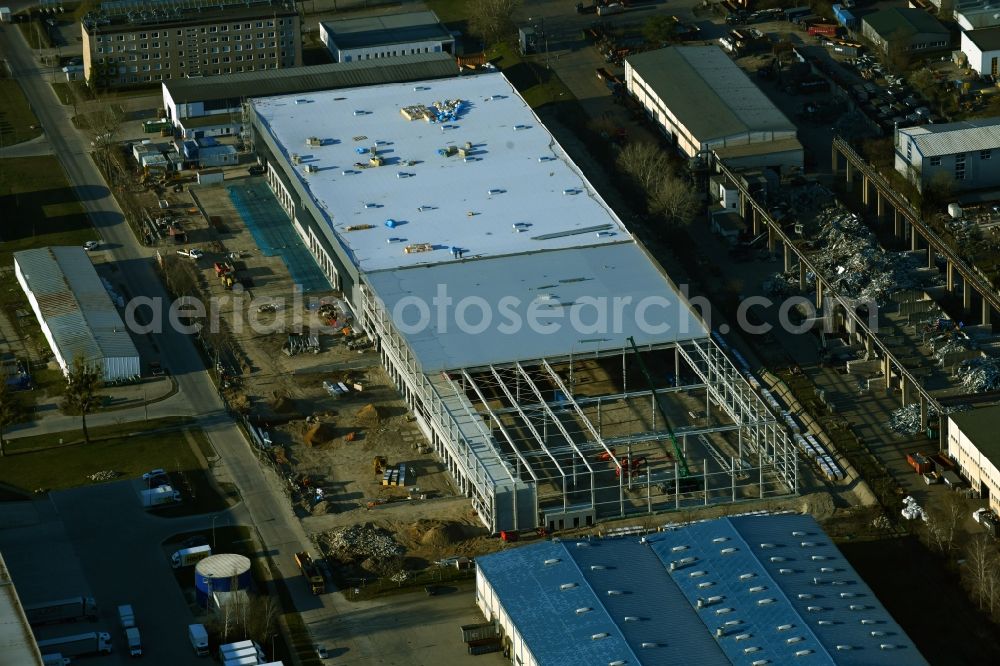 Aerial photograph Hoppegarten - Logistic building of Hoppegarten Park Property GmbH & Co.KG on Industriestrasse in Hoppegarten in the state Brandenburg