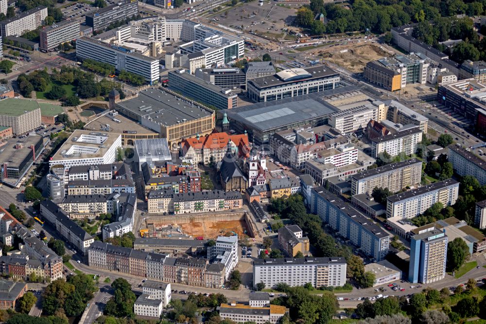 Aerial image Chemnitz - Construction site to build a new multi-family residential complex on street Lohstrasse - Kirchgaesschen in the district Zentrum in Chemnitz in the state Saxony, Germany