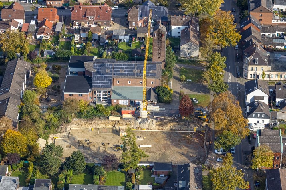 Bottrop from above - Construction site to build a new multi-family residential complex on Eichenstrasse in Bottrop at Ruhrgebiet in the state North Rhine-Westphalia, Germany