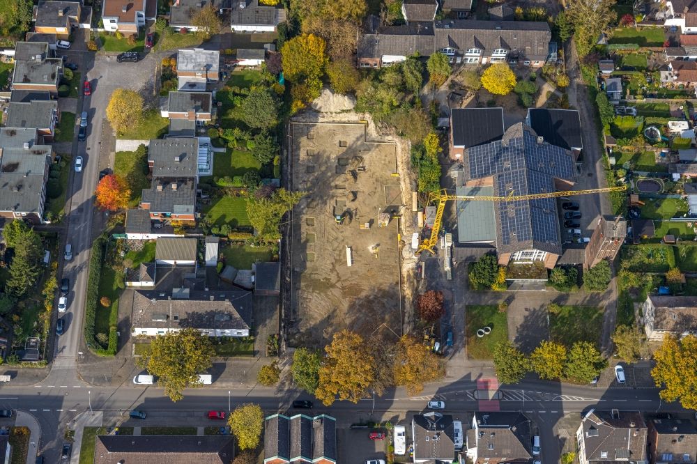 Aerial image Bottrop - Construction site to build a new multi-family residential complex on Eichenstrasse in Bottrop at Ruhrgebiet in the state North Rhine-Westphalia, Germany