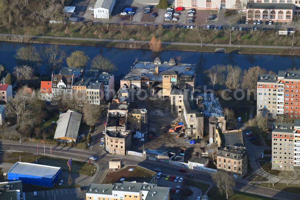 Halle (Saale) from above - Construction site to build a new multi-family residential complex Freyberg Brauerei on street Glauchaer Strasse - Weingaerten in the district Suedliche Innenstadt in Halle (Saale) in the state Saxony-Anhalt, Germany