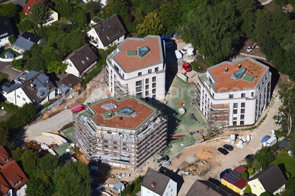 Forchheim from the bird's eye view: Construction site to build a new multi-family residential complex Hainbrunnenpark on Hainbrunnenstrasse in Forchheim in the state Bavaria, Germany
