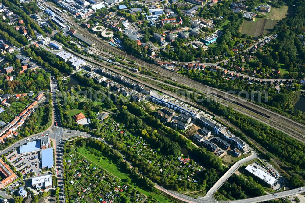 Lüneburg from the bird's eye view: Construction site to build a new multi-family residential complex Ilmenau Garten in Lueneburg in the state Lower Saxony, Germany