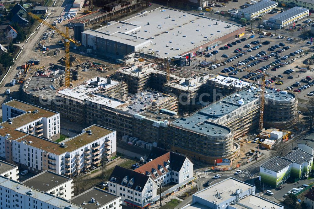 Aerial image Falkensee - Construction site to build a new multi-family residential complex Merlin-Quartier on street Dallgower Strasse - Schwartzkopffstrasse in Falkensee in the state Brandenburg, Germany