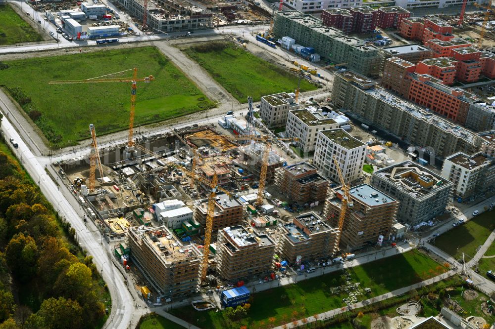 Aerial image München - Construction site to build a new multi-family residential complex between Aubinger Allee, Ellis-Kaut-Strasse and Hans-Clarin-Weg in Munich in the state Bavaria, Germany