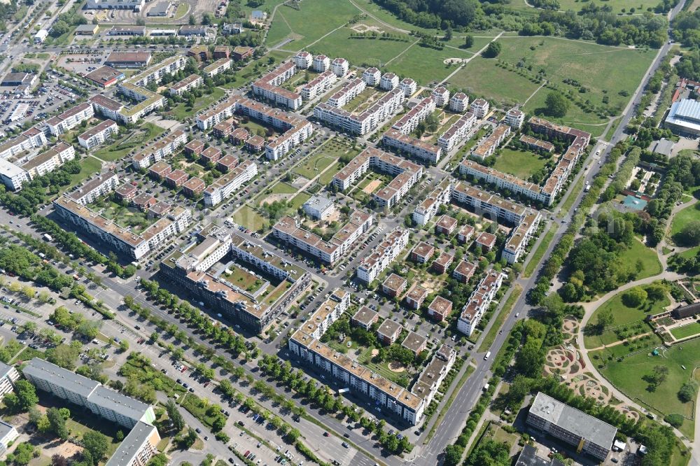 Aerial image Berlin - New multi-family residential complex between Hasenholzer Allee and the Wiesenpark in the district Marzahn in Berlin