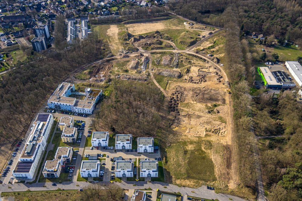 Aerial image Emmerich am Rhein - Construction site to build a new multi-family residential complex Ostermayerstrasse - Moritz-von-Nassau-Strasse - Georg-Elser-Strasse in the district Huethum in Emmerich am Rhein in the state North Rhine-Westphalia, Germany