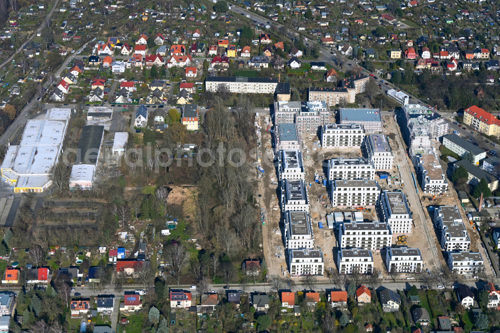 Aerial image Berlin - Construction site to build a new multi-family residential complex Quartier Iduna on Romain-Rolland-Strasse - Idunastrasse - Neukirchstrasse in the district Heinersdorf in Berlin, Germany