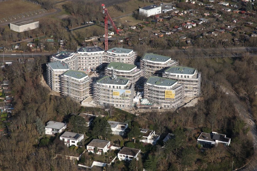 Mainz from above - Construction site to build a new multi-family residential complex Der Rodelberg in the district Oberstadt in Mainz in the state Rhineland-Palatinate, Germany