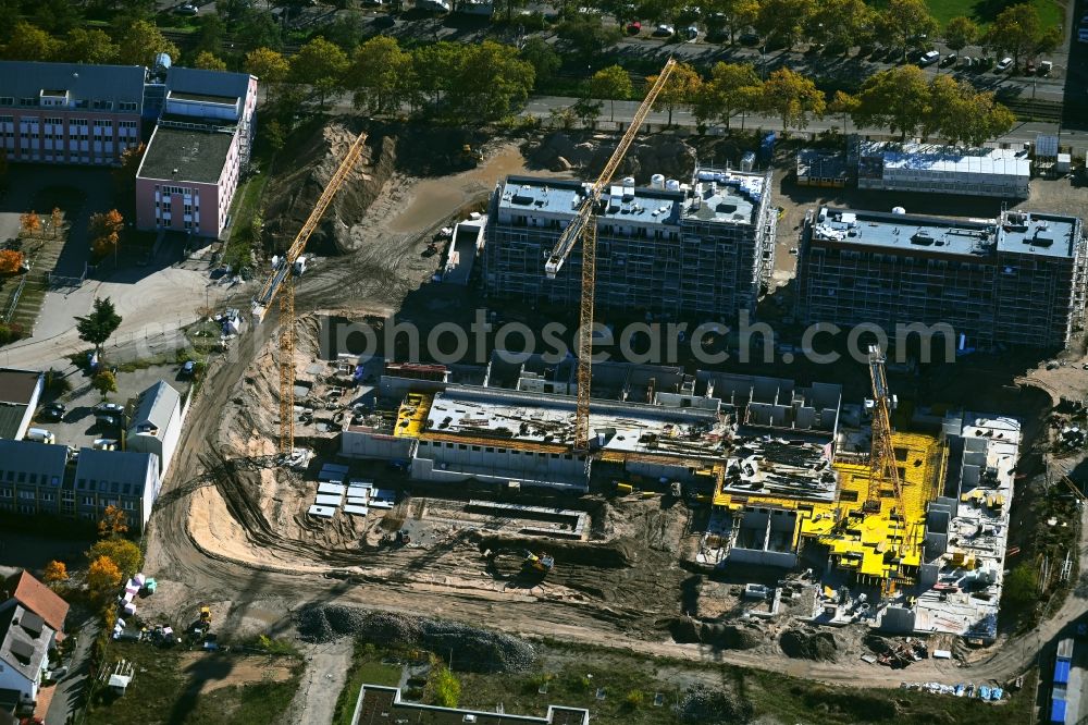 Aerial image Mannheim - Construction site to build a new multi-family residential complex Marianne-Cohn-Strasse - Fritz-Salm-Strasse - Friedrich-Ebert-Strasse in the district Neckarstadt-Ost in Mannheim in the state Baden-Wuerttemberg, Germany