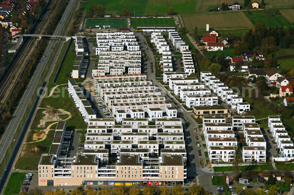 Regensburg from above - Construction site to build a new multi-family residential complex Wohnen in den Obstgaerten between Glashuettenstrasse and Pilsen Allee in the district Brandlberg in Regensburg in the state Bavaria, Germany