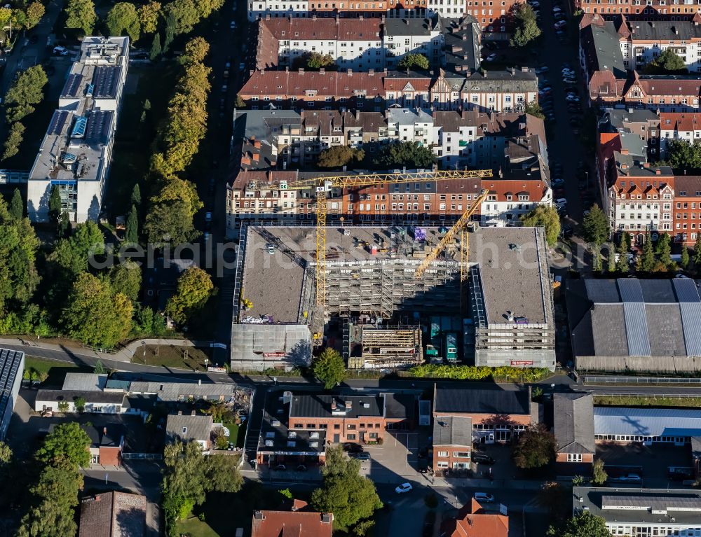 Aerial photograph Kiel - Construction site for a new micro apartment complex Lieblingsplatz on VELO 10 on street Christian-Kruse-Strasse in the district Ravensberg in Kiel in the state Schleswig-Holstein, Germany