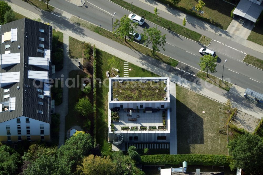 Aerial image München, Trudering-Riem - Construction of a neighborhood meeting and self-help organization at the Bajuwarenstrasse in Munich in Bavaria. Designed by zillerplus architects and urban planners enstand a modern multi - purpose building with the goal of civic engagement in the Quartier activate