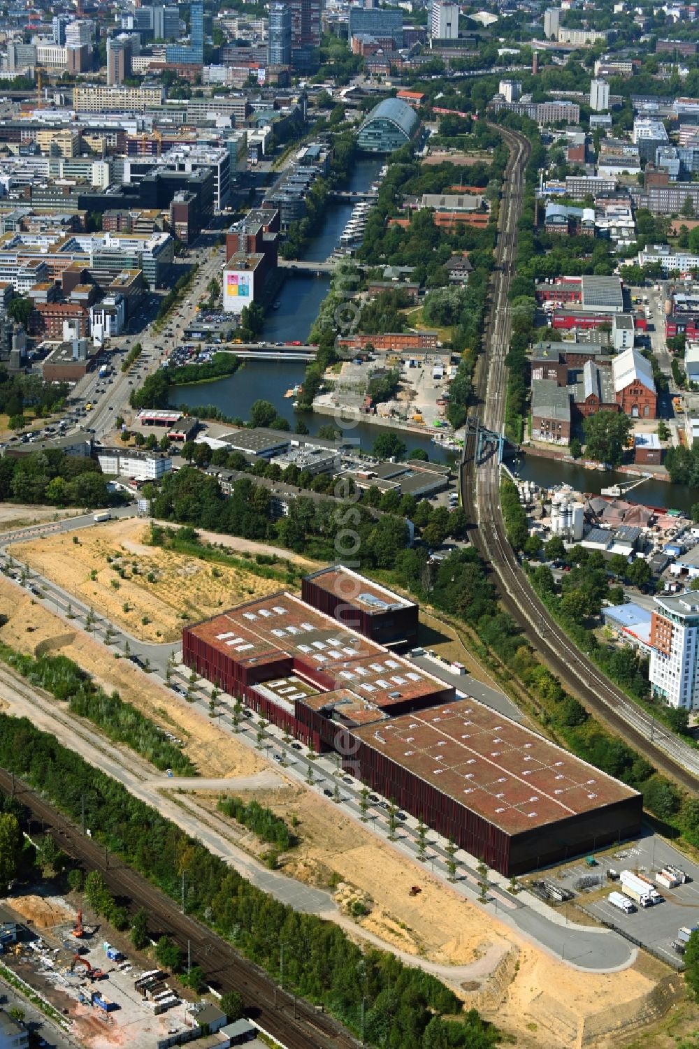 Aerial image Hamburg - Construction site for the new building of Opernwerkstaetten and -fandi for the Hamburger Staatsoper on Billstrasse in the district Rothenburgsort in Hamburg, Germany