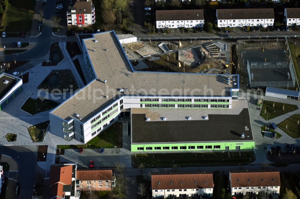 Aerial photograph Hönow - Construction site for the new building city destrict center between of Schulstrasse and of Marderstrasse in Hoenow in the state Brandenburg, Germany