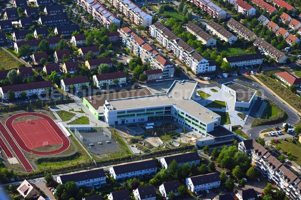 Hönow from the bird's eye view: Construction site for the new building city destrict center between of Schulstrasse and of Marderstrasse in Hoenow in the state Brandenburg, Germany