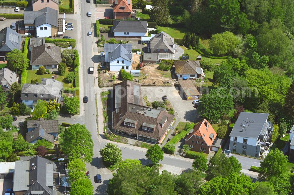 Hamburg from above - Construction site of a city villa in residential area of single-family settlement STADTVILLEN IM PARK in the district Wohldorf - Ohlstedt in Hamburg, Germany