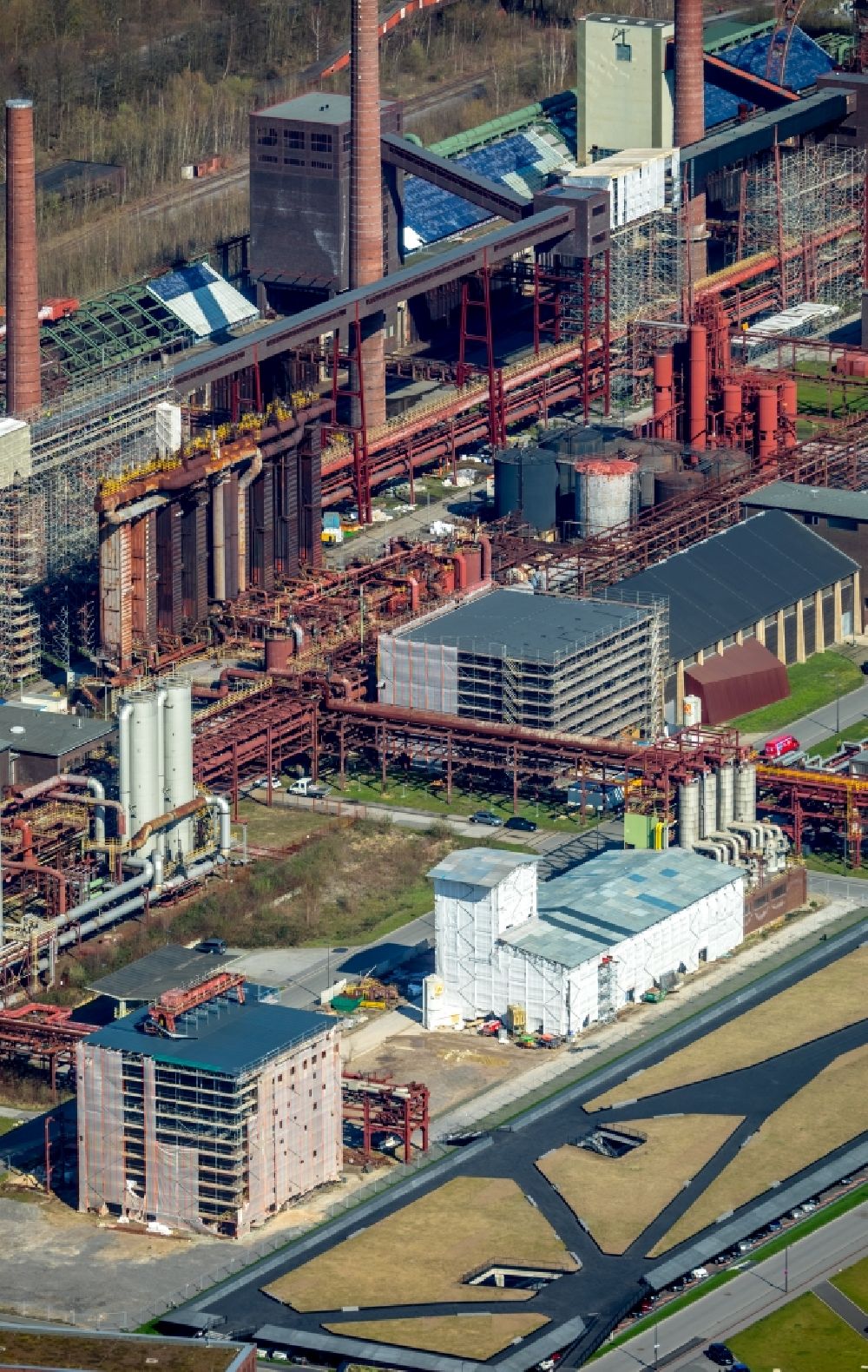 Aerial image Essen - Building of RAG Montan Immobilien GmbH of Zeche Zollverein destrict Stoppenberg in Essen in the state North Rhine-Westphalia