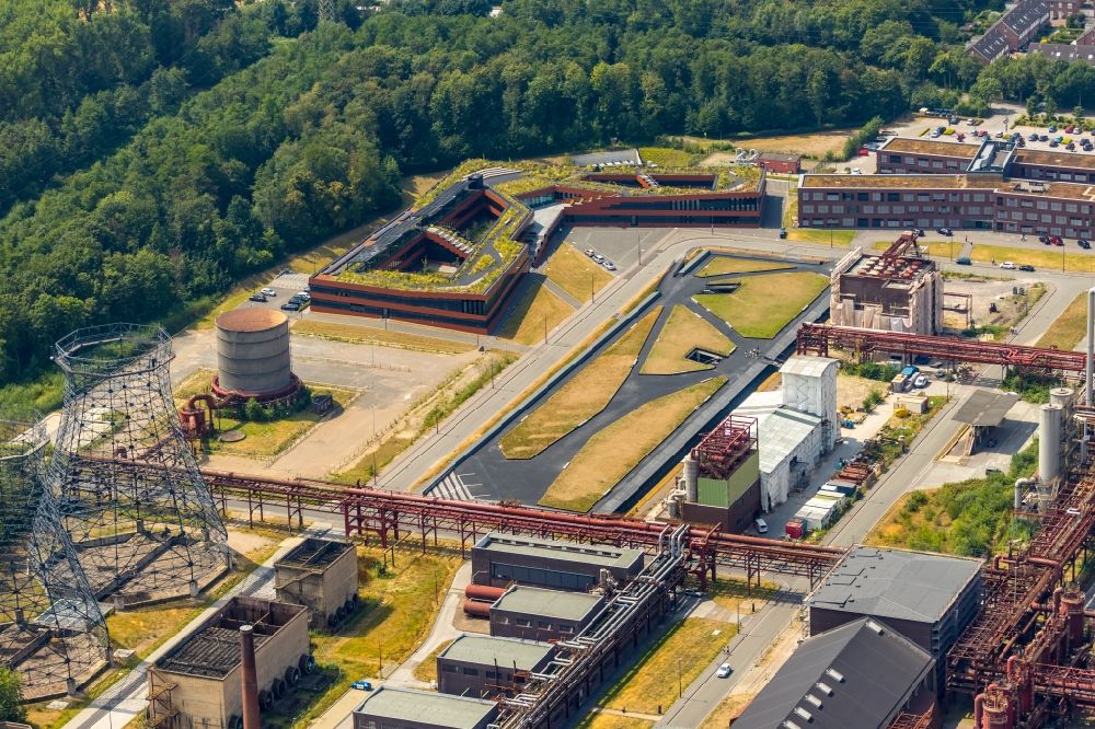 Aerial photograph Essen - Building of RAG Montan Immobilien GmbH Im Welterbe of Zeche Zollverein in Essen in the state North Rhine-Westphalia