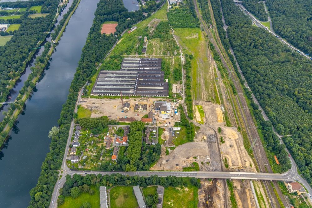 Aerial photograph Duisburg - Construction site of data center building and online data processing hub in the development area on the former site of the marshalling yard and freight yard of Deutsche Bahn at the ruins of the Wedau repair shop on the Duisburger Freiheit in Duisburg at Ruhrgebiet in the state North Rhine-Westphalia, Germany