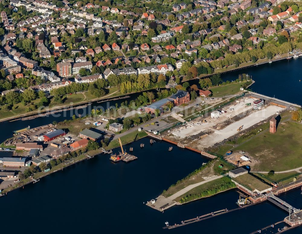 Kiel from above - Construction site locks - plants on the banks of the waterway of the Nord- Ostsee- Kanal on street Schleuseninsel in the district Holtenau in Kiel in the state Schleswig-Holstein, Germany