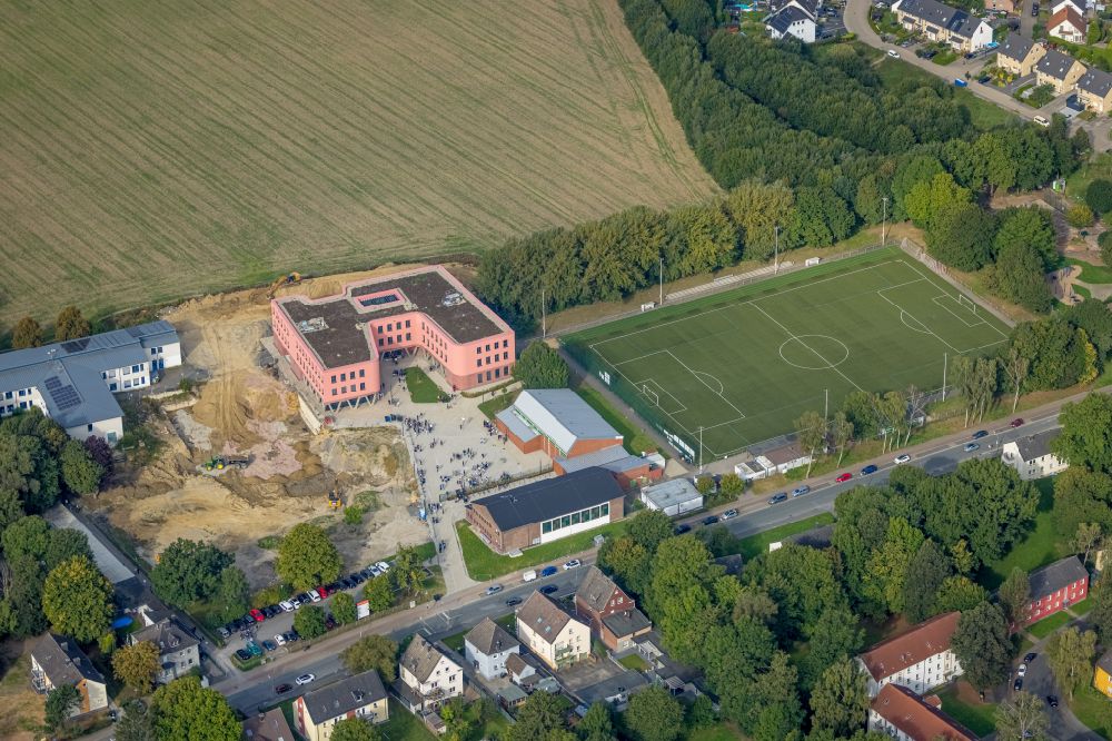Dortmund from the bird's eye view: Construction site for the new school building Reinoldi secondary school in the district Bodelschwingh in Dortmund at Ruhrgebiet in the state North Rhine-Westphalia, Germany