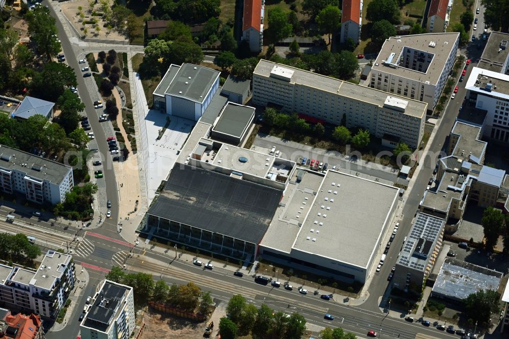 Aerial image Dresden - New construction for the reconstruction of Schwimmsportkomplex Freiberger Platz along the Maternistrasse and Freiberger Strasse in Dresden in the state Saxony, Germany