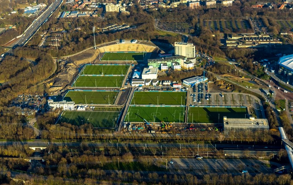 Gelsenkirchen from above - Ensemble of sports grounds of FC Gelsenkirchen-Schalke 04 e.V. between the Ernst-Kuzorra-Weg and of the Parkallee in the district Gelsenkirchen-Ost in Gelsenkirchen in the state North Rhine-Westphalia, Germany