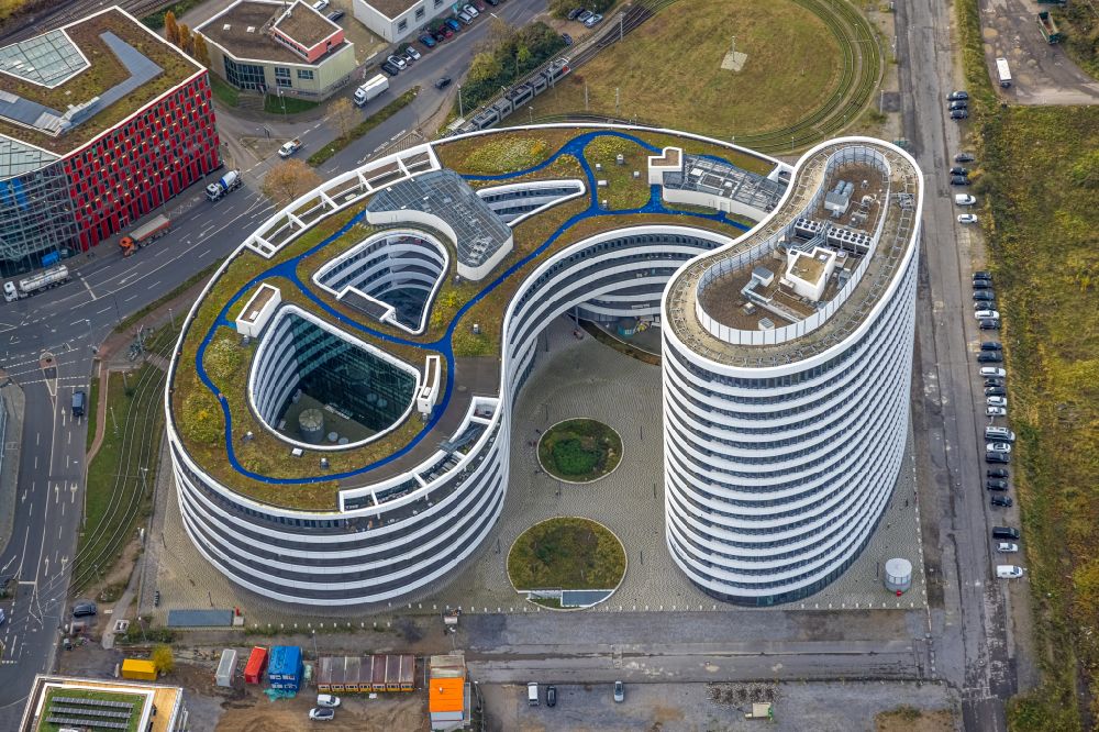Aerial photograph Düsseldorf - New building trivago-Zentrale on Kesselstrasse in the district Medienhafen in Duesseldorf at Ruhrgebiet in the state North Rhine-Westphalia