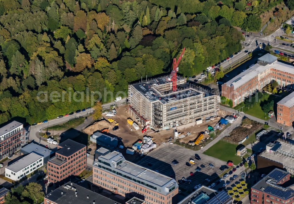 Kiel from the bird's eye view: Additional new construction site on the campus university building complex at the Science Park on Neufeldtstrasse in the district Ravensberg in Kiel in the state Schleswig-Holstein, Germany