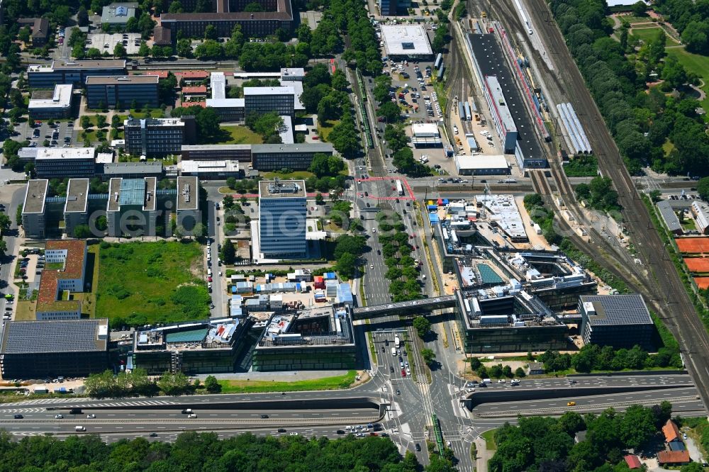 Aerial image Hannover - New construction of the company administration building of Continental AG on Hans-Boeckler-Allee in the district Suedstadt-Bult in Hannover in the state Lower Saxony, Germany