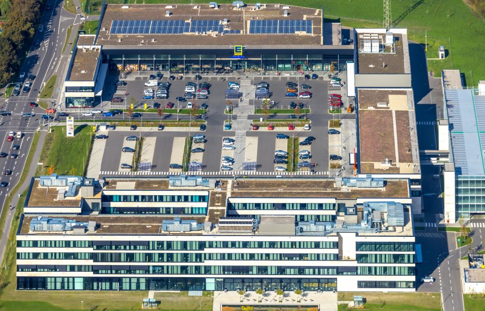 Aerial image Moers - New construction of the company administration building of EDEKA Handelsgesellschaft Rhein-Ruhr mbH on Rheinberger Strasse in the district Repelen in Moers in the state North Rhine-Westphalia, Germany