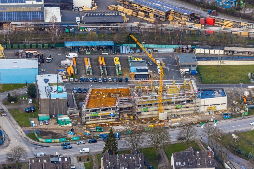 Aerial photograph Gladbeck - New construction of the company administration building of Emscher Lippe Energie GmbH (ELE) with workshop on Moellerstrasse - Karl-Schneiof-Strasse in Gladbeck in the state North Rhine-Westphalia, Germany