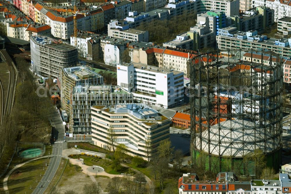 Aerial image Berlin - New construction of the company administration building of GASAG on EUREF-Campus in the district Schoeneberg in Berlin, Germany
