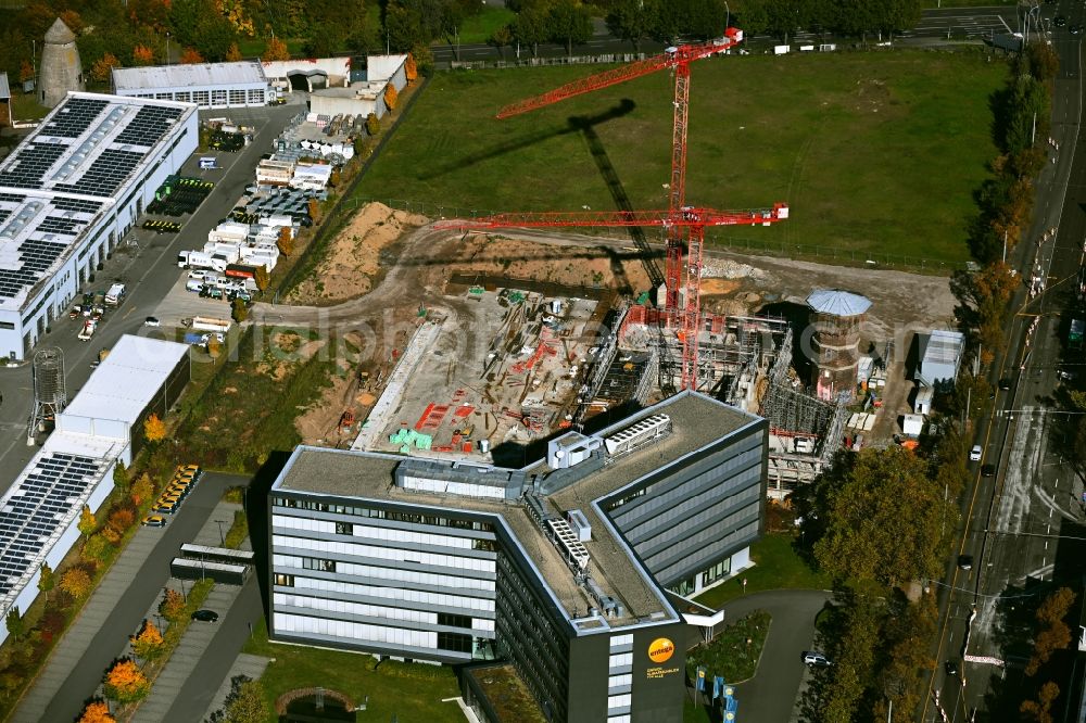 Darmstadt from the bird's eye view: New construction of the company administration building of ISRA VISION AG on Frankfurter Strasse in the district Darmstadt-Nord in Darmstadt in the state Hesse, Germany